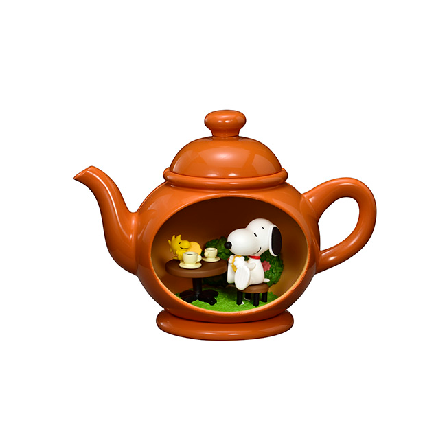 Snoopy Antique Diorama