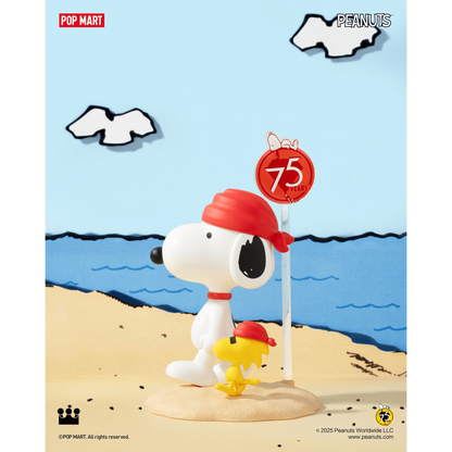 Peanuts 75th Anniversary: Snoopy Comic Life Series