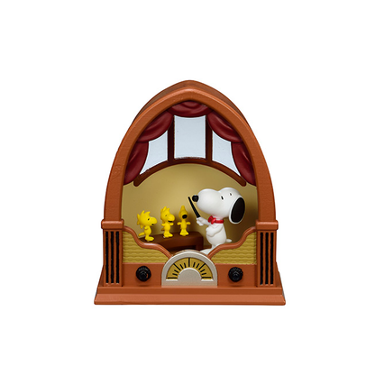 Snoopy Antique Diorama