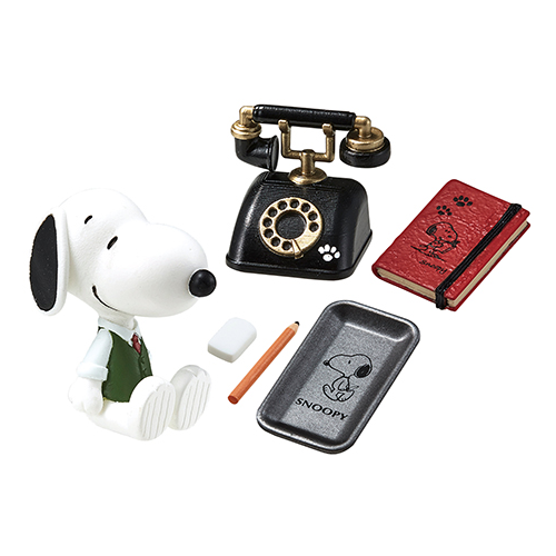 Snoopy's Vintage Writing Room
