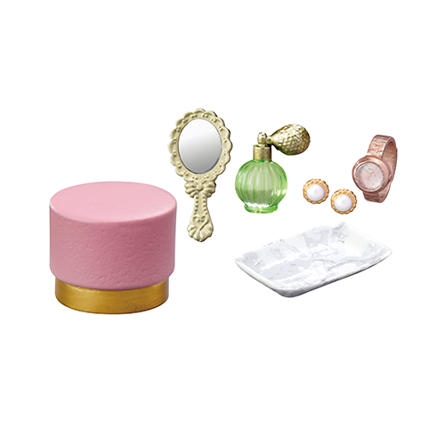 Make Up Dresser