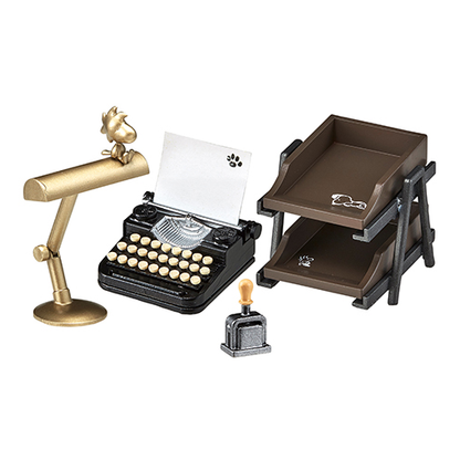 Snoopy's Vintage Writing Room